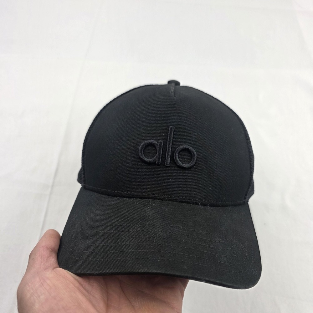Alo Hat Cap Snap Back Black Mesh Logo Trucker Baseball Athletic Mens One Size